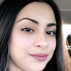 Meet your Posher, Sawsan